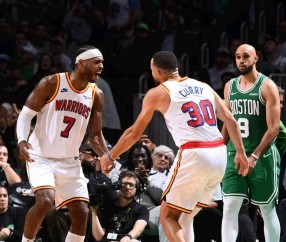 开云体育中国-勇士大胜，将与猛龙争夺总冠军