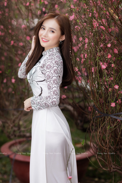 F1年度争冠焦点战与伊拉克足球奇迹,速度与坚韧的双重奏